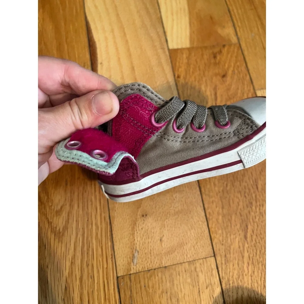 Converse‎ Girls Chuck Taylor All Star Easy HI For Baby Size 5